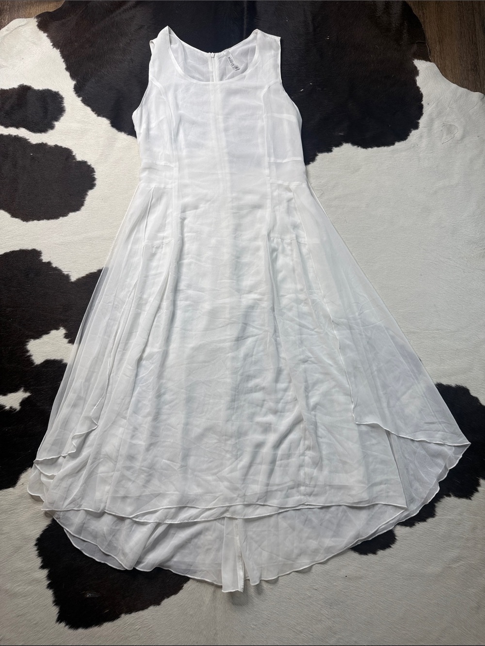 Miilla Clothing White Layered Sleeveless Midi Dress